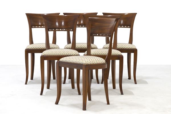 Gruppo di sei sedie in legno. XIX-XX secolo