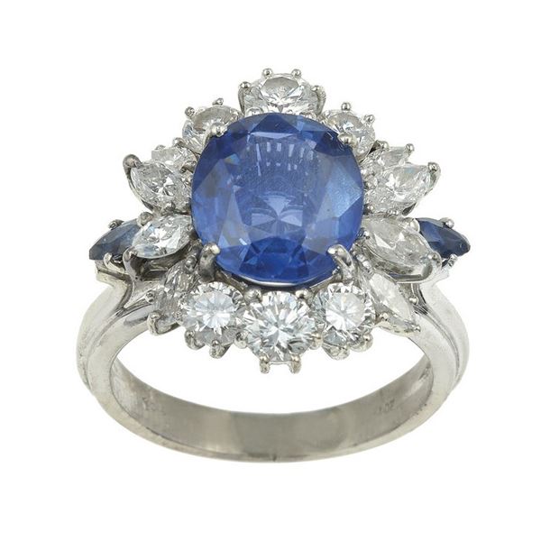 Sapphire and diamond ring. Saphhire is heated