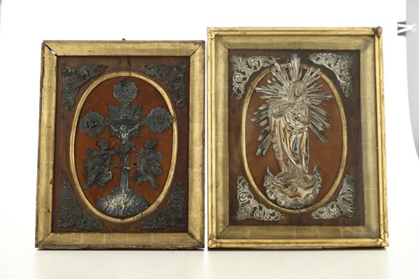 Crocifissione e Madonna in gloria crocifissione in argento. Genova fine XIX secolo 