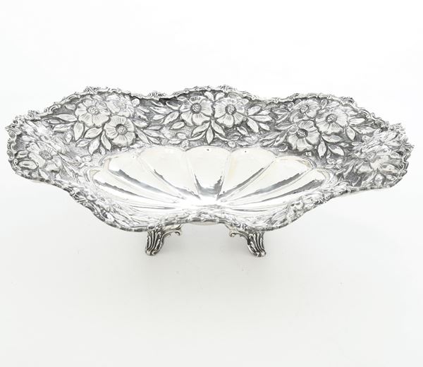 Centrotavola. Argenteria tedesca del XX secolo