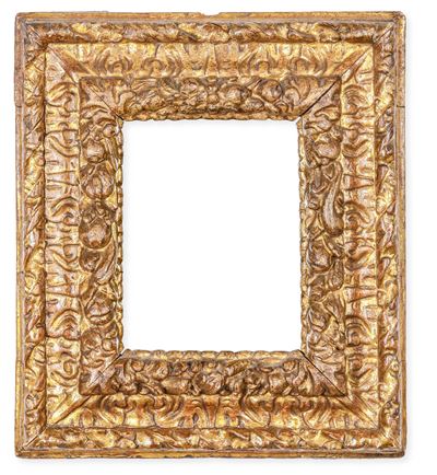 Cornice in Legno a Tre Ordini di Intaglio e Dorato. Emilia, XVI Secolo