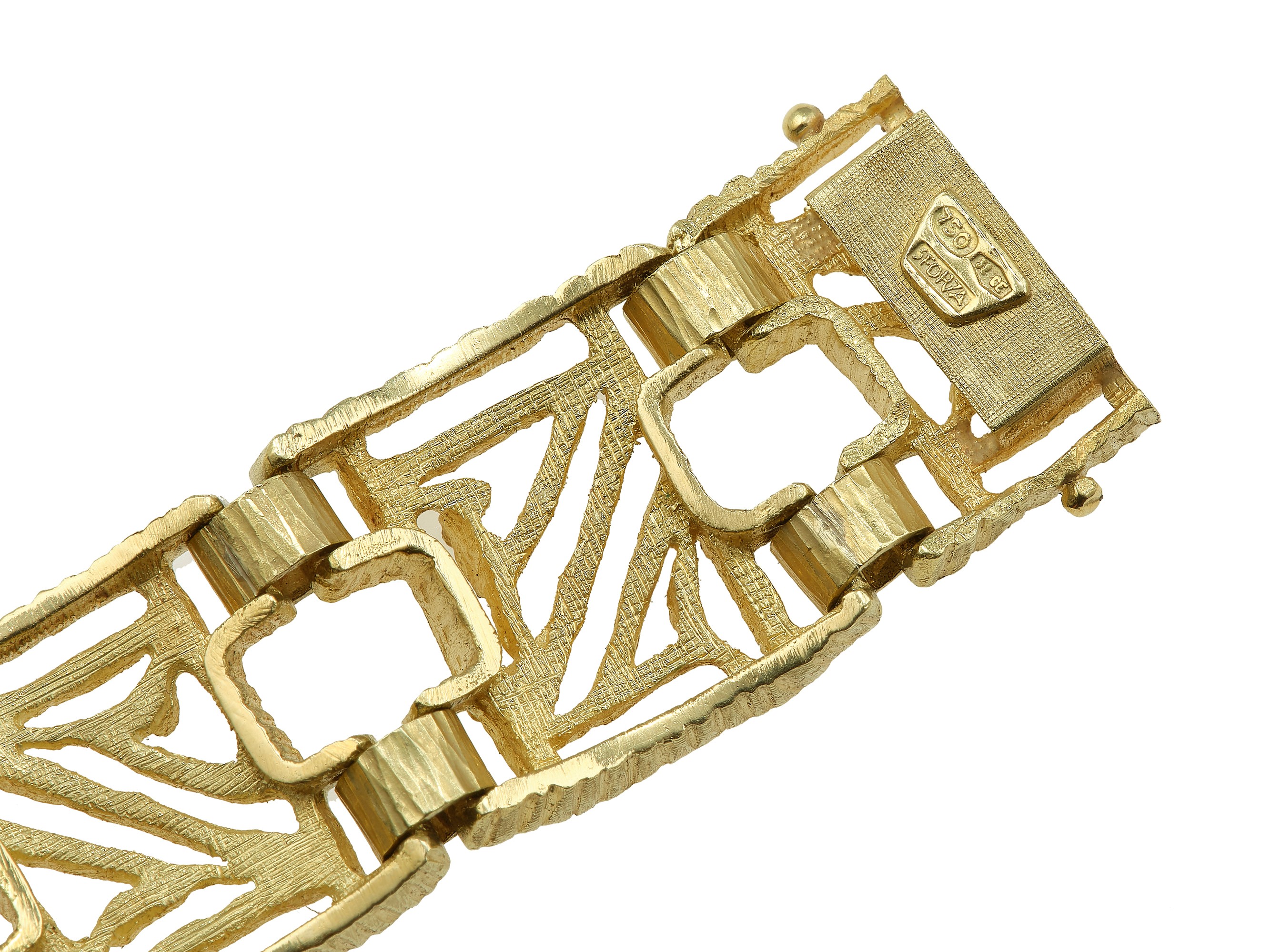 Coppia di bracciali in oro 750/1000, uno firmato Sforza, Genova