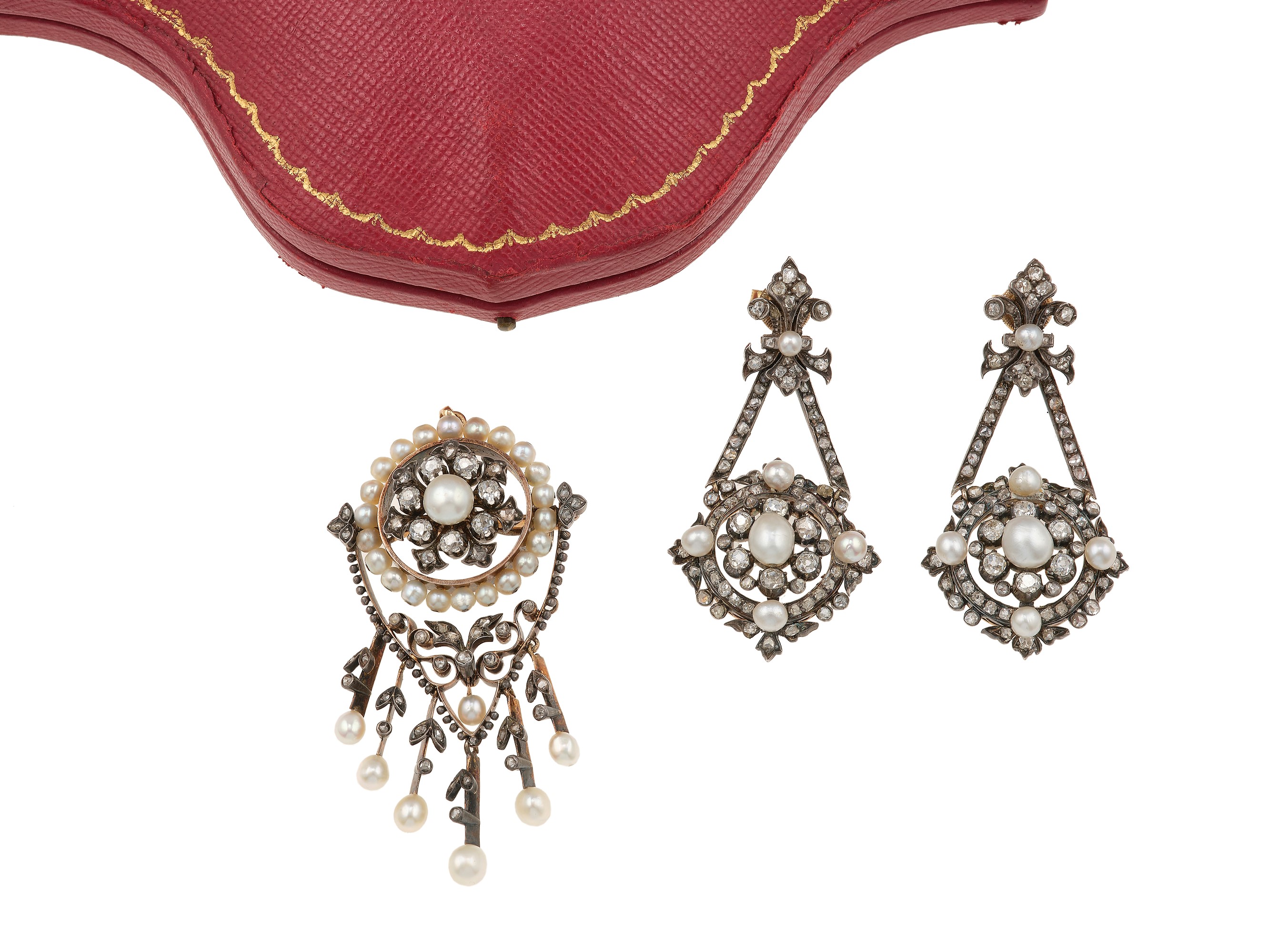 Demi-parure con diamanti e piccole perle, in oro giallo 750/1000 e argento