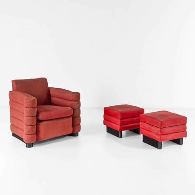 Set di Poltrona e Due Pouf