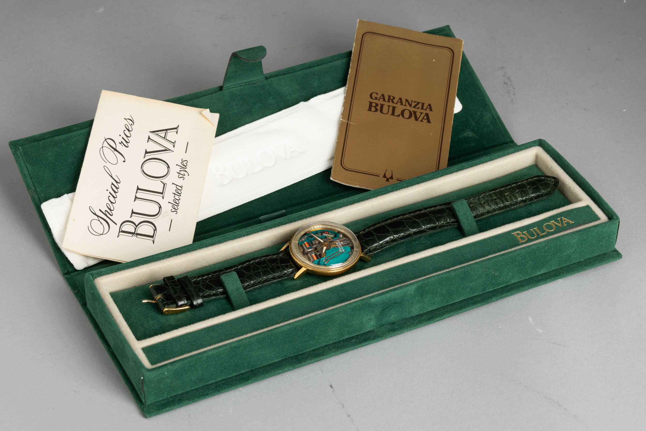 Bulova - Accutron Spaceview in Oro Giallo 18k, Movimento Elettromeccanico con Scatola e Garanzia,...