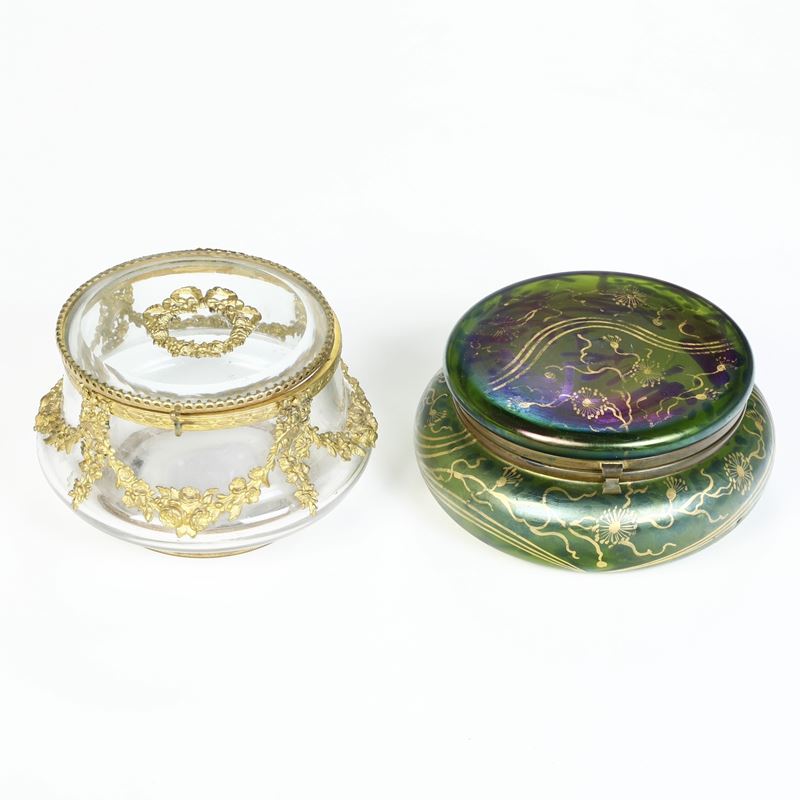 Due scatole con coperchio liberty in vetro. XX secolo  - Asta Antiquariato - Cambi Casa d'Aste