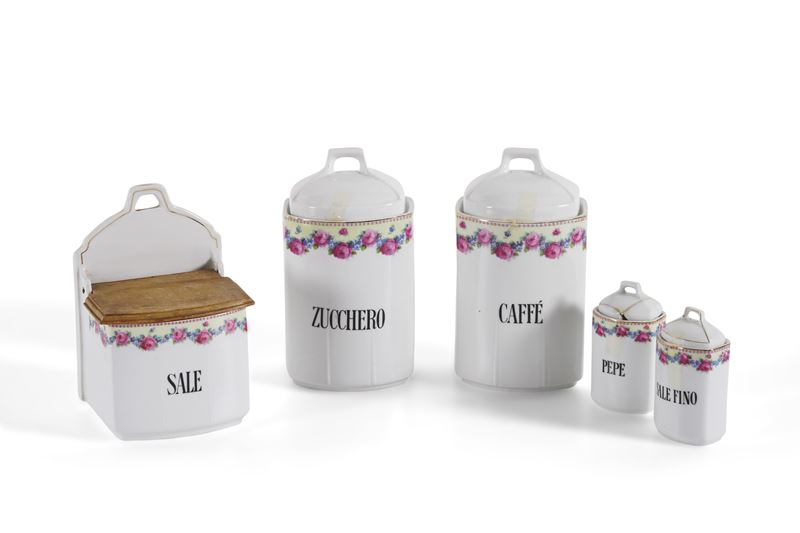 Set di vasi da cucina in ceramica Bloch & Co. Eichwald. XX secolo  - Asta Fabio Fazio, arredi e ricordi di una casa di campagna - Cambi Casa d'Aste