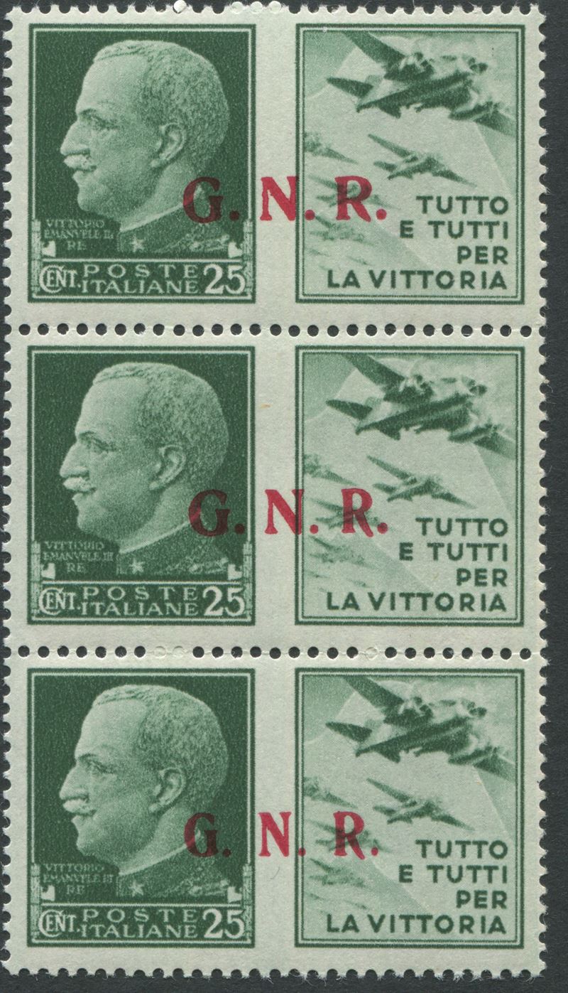1944, Repubblica Sociale Italiane, Propaganda di Guerra. Trittico verticale del 25 cent. verdever con varietà sull’esemplare inferiore (15/I, 15/Ia e 15/II). Posizioni 20, 25 e 30. Raro, perfetto.  - Asta Storia Postale e Filatelia - Cambi Casa d'Aste
