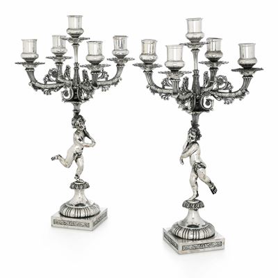 Messulam, Coppia di candelabri a cinque fiamme in argento fuso sagomato e cesellato