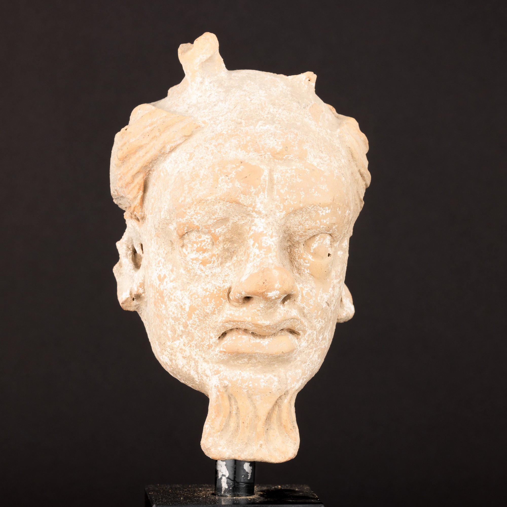 Testa di Demone in Terracotta, Gandhara, XV Secolo
