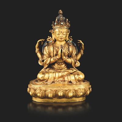Figura di Shadakshara Avalokitesvara Seduto su Fior di Loto in Bronzo Dorato, Tracce di Policromi...