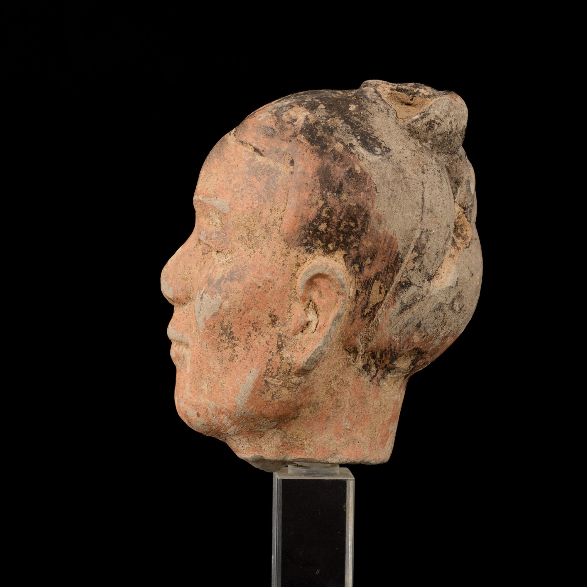 Testa di Guerriero Liao in Terracotta, Cina, Dinastia Han (206 a.C - 220 D.C), 140 a.C