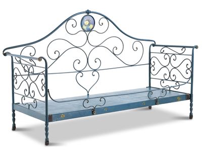 Divano in Ferro Battuto Dipinto. XIX Secolo