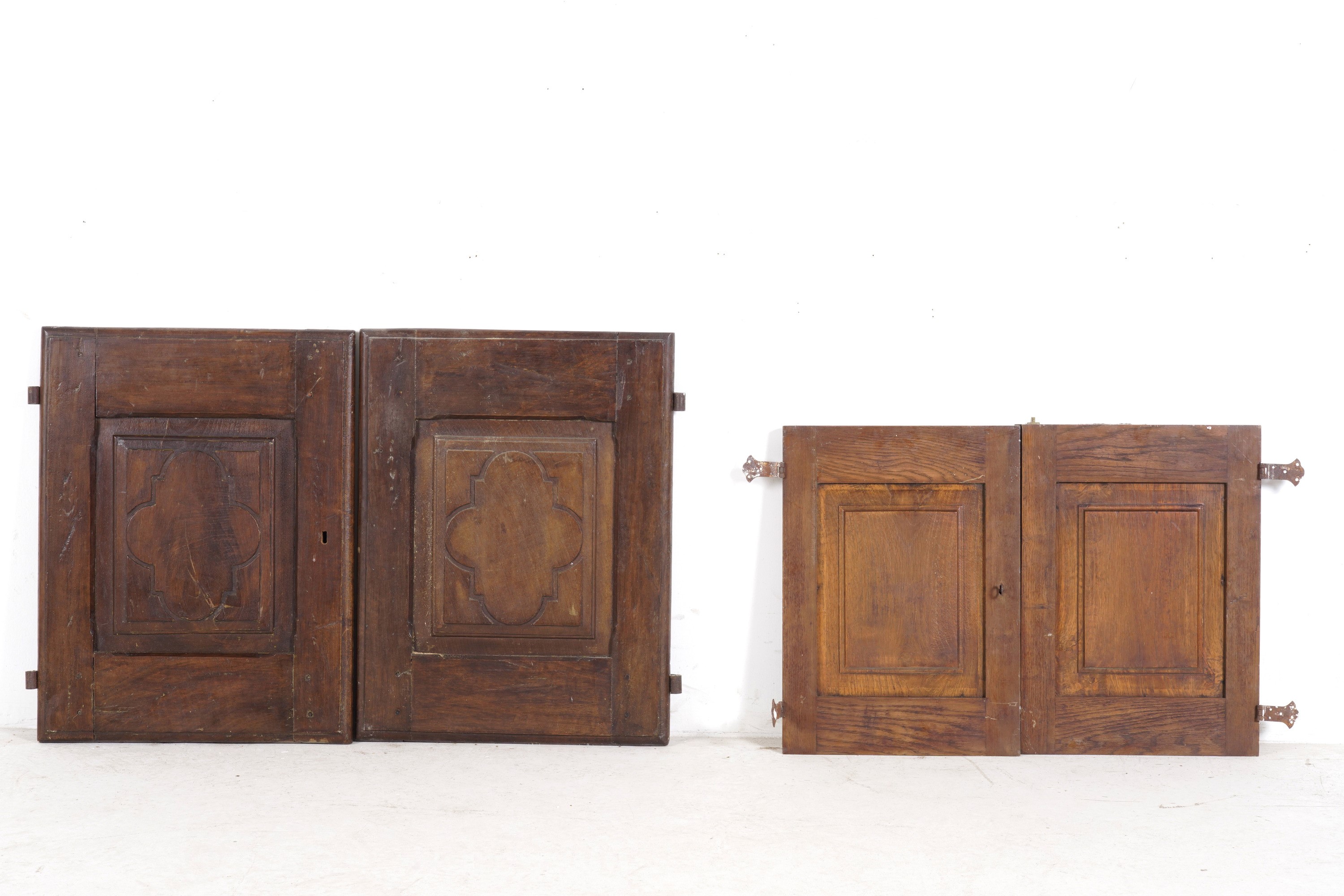 Insieme di Ante in Legno