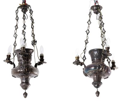 Coppia di Lampade Votive in Metallo