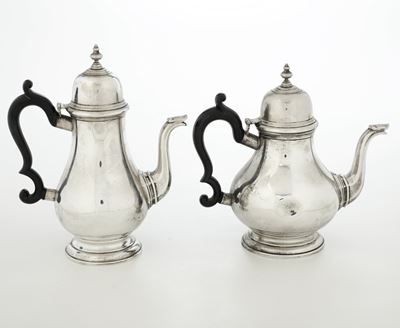 Teiera e Caffettiera. Argenteria Italiana del XX Secolo. Argentiere Ricci & C., Alessandria