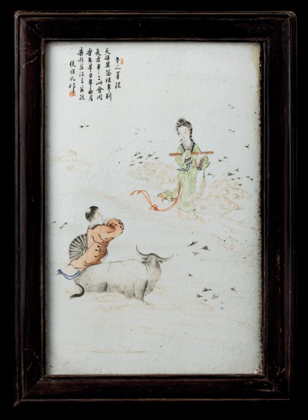 Placca in porcellana con figura femminile e fanciullo su bufalo con iscrizioni, Cina, Dinastia Qing, XIX secolo