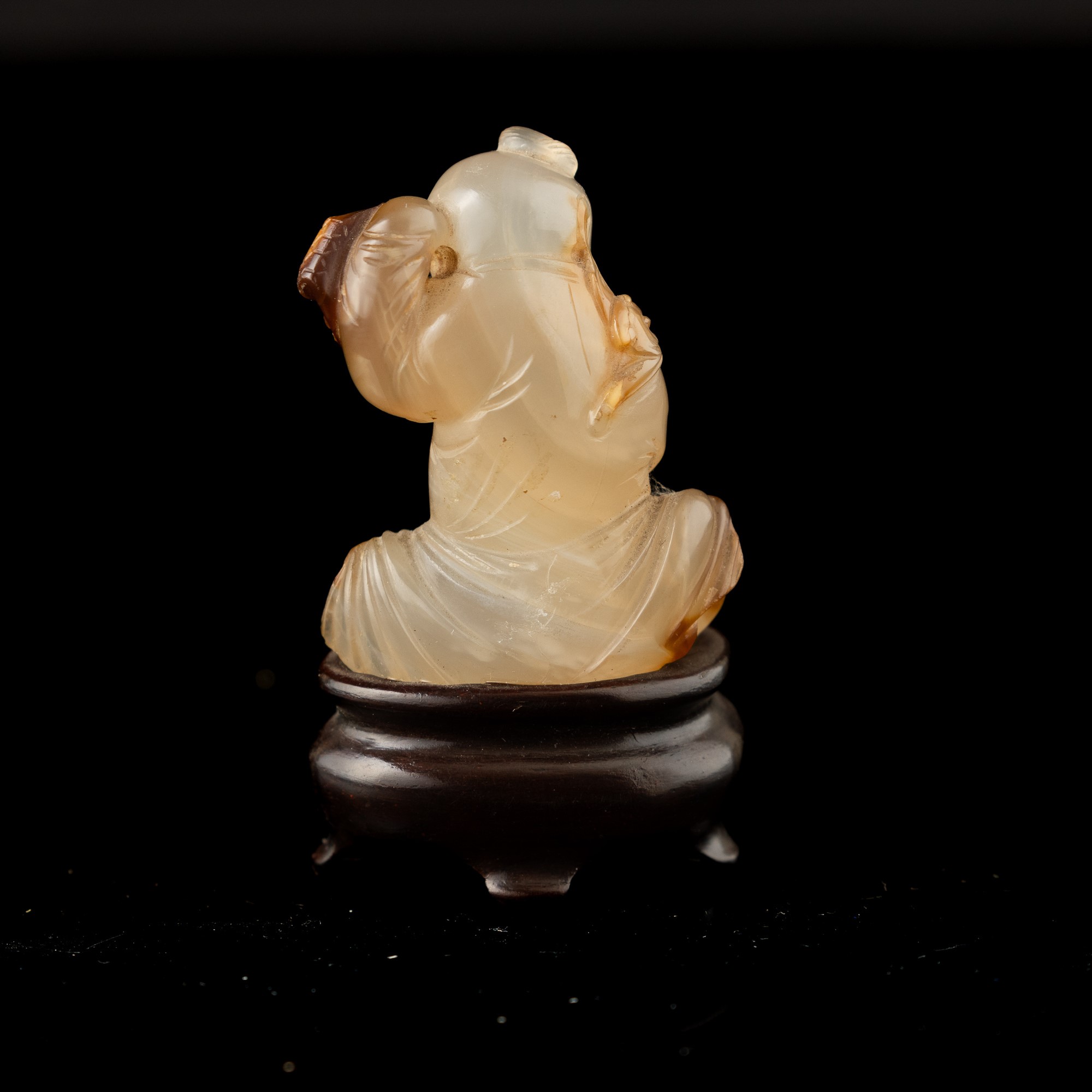 Figura in Agata Raffigurante Fanciullo, Cina, Dinastia Qing, XIX Secolo