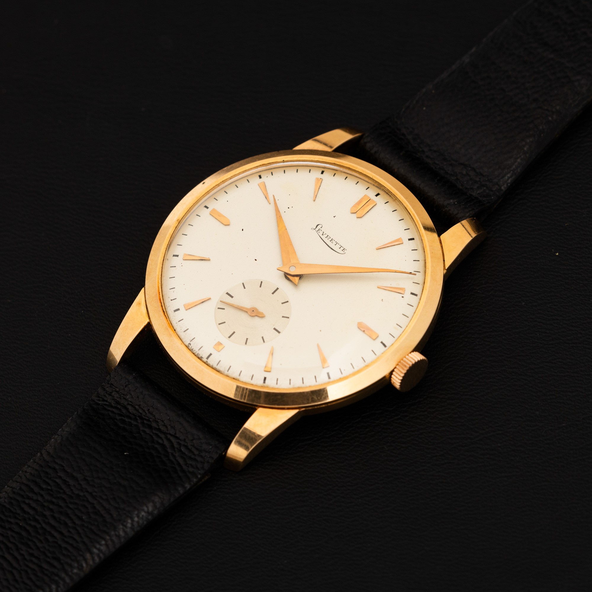 Levrette - Solo Tempo in Oro Giallo 18k, Carica Manuale "nos", Quadrante Argentè con Indici Appli...
