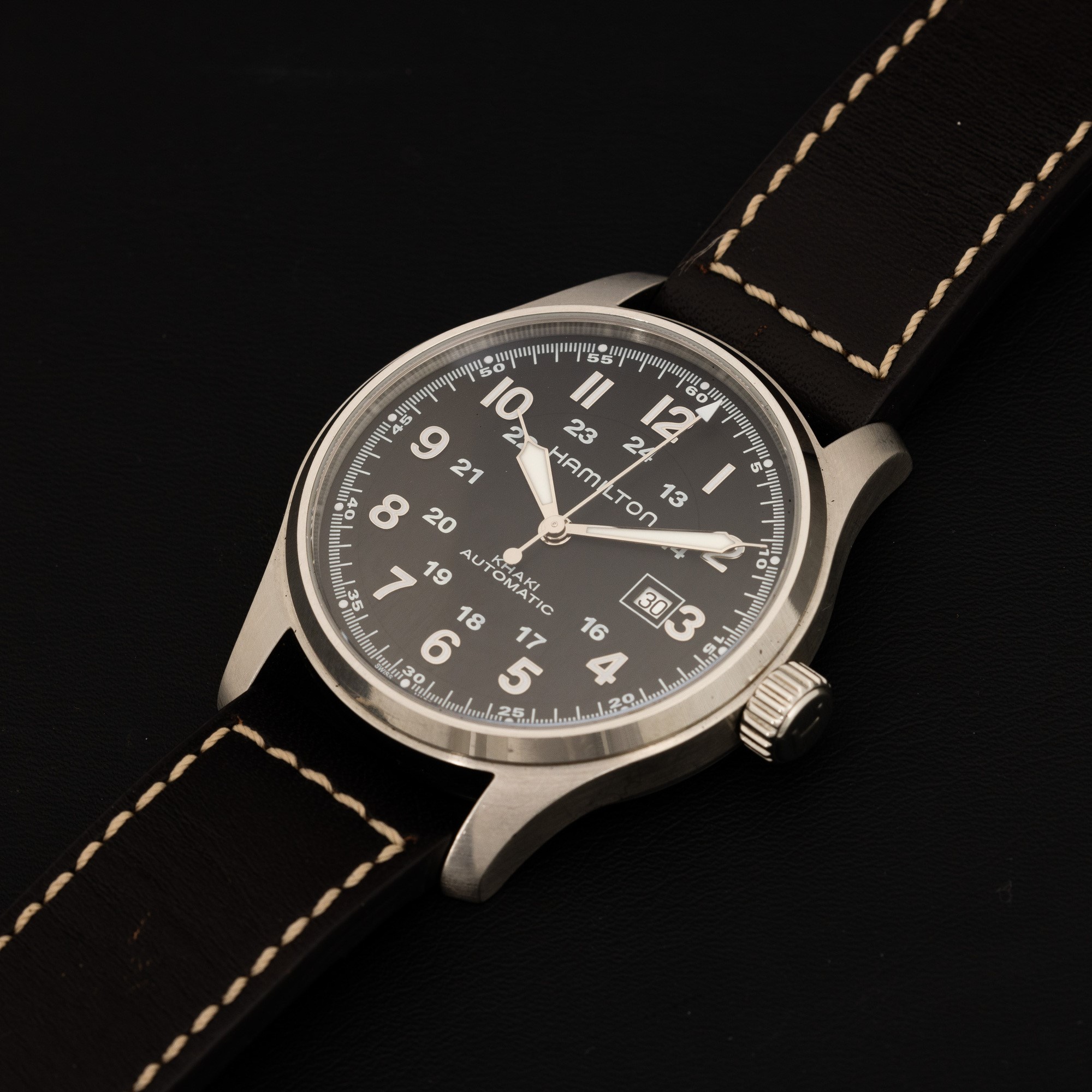 Hamilton - Khaki Automatic in Acciaio, Quadrante Nero Opaco con Numeri Arabi e Indicazione della ...