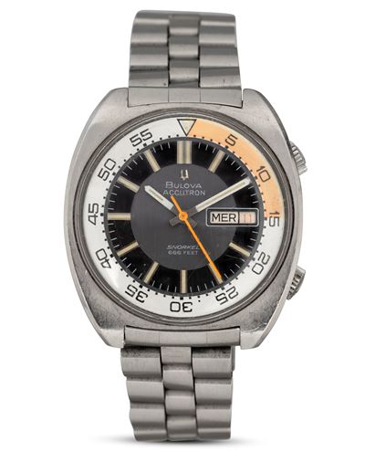 Accutron Snorkel in Acciaio Doppia Corona, Quadrante Bitonale con Indicazione di Giorno e Data, 4...