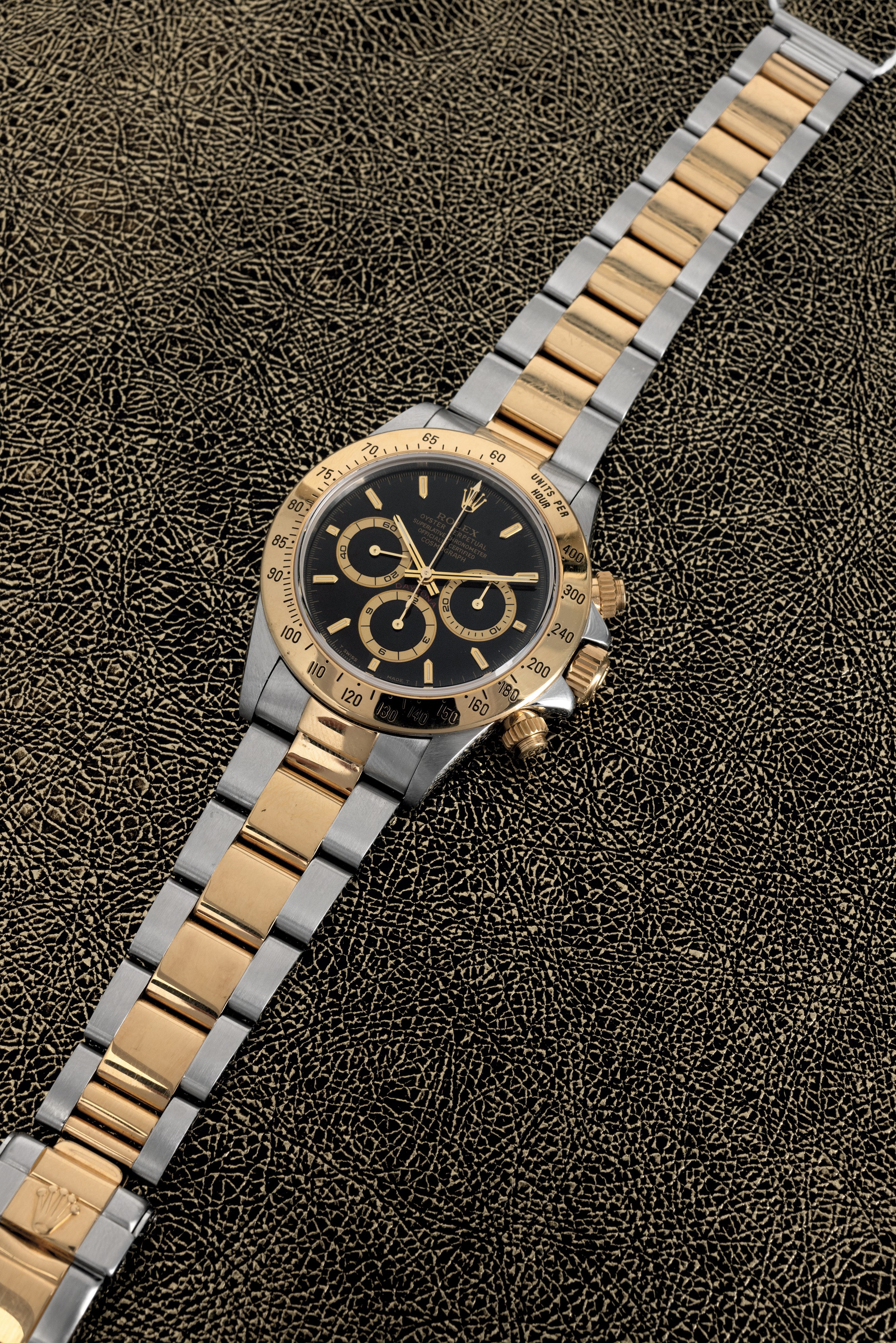 Rolex - Cosmograph Daytona Ref 16523 Acciaio e Oro, Quadrante Nero con Contatori Champagne e Brac...
