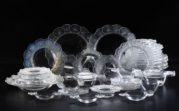 Servizio da dessert “Honfleur”. Francia, Manifattura Lalique, seconda metà del XX secolo. 