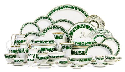 Servizio da Tavola “grüner Weinkranz”meissen, XX Secolo