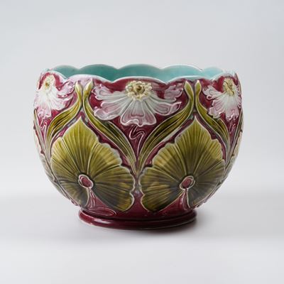 Cachepot. Probabilmente Germania, Poppelsdorf, Manifattura Wessel, Fine XIX Secolo.