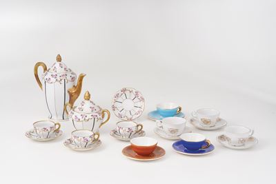 Tre Servizi da Tè e Caffè in Porcellana. XX Secolo