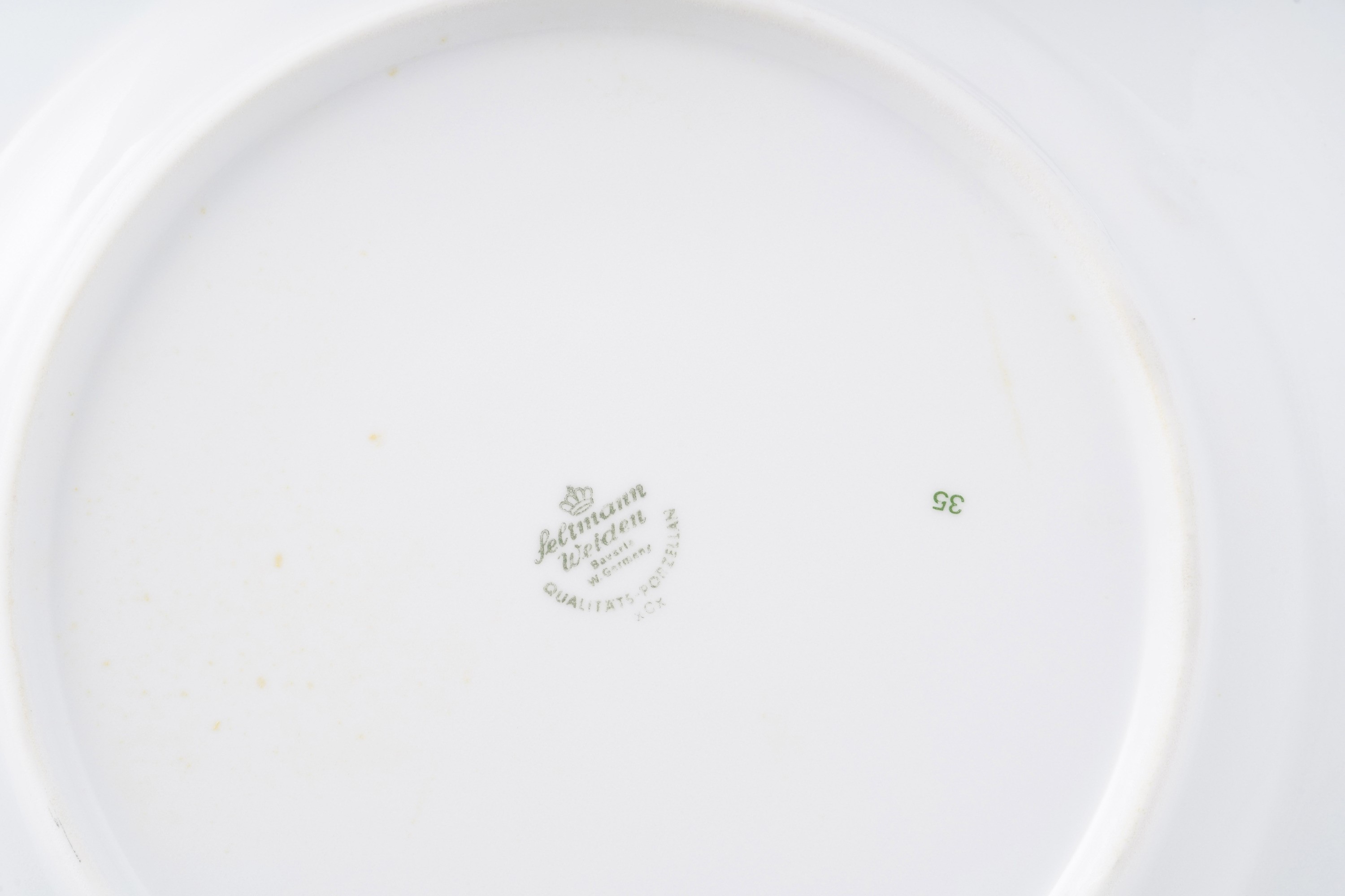 Servizio Piatti in Ceramica Dipinto con Ciliege. Seltmann Weiden Bavaria