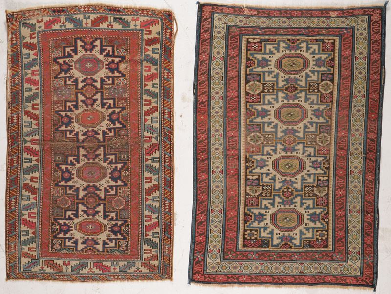 Loptto di due tappeti Shirvan, Caucaso fine XIX secolo  - Asta Tappeti - Cambi Casa d'Aste
