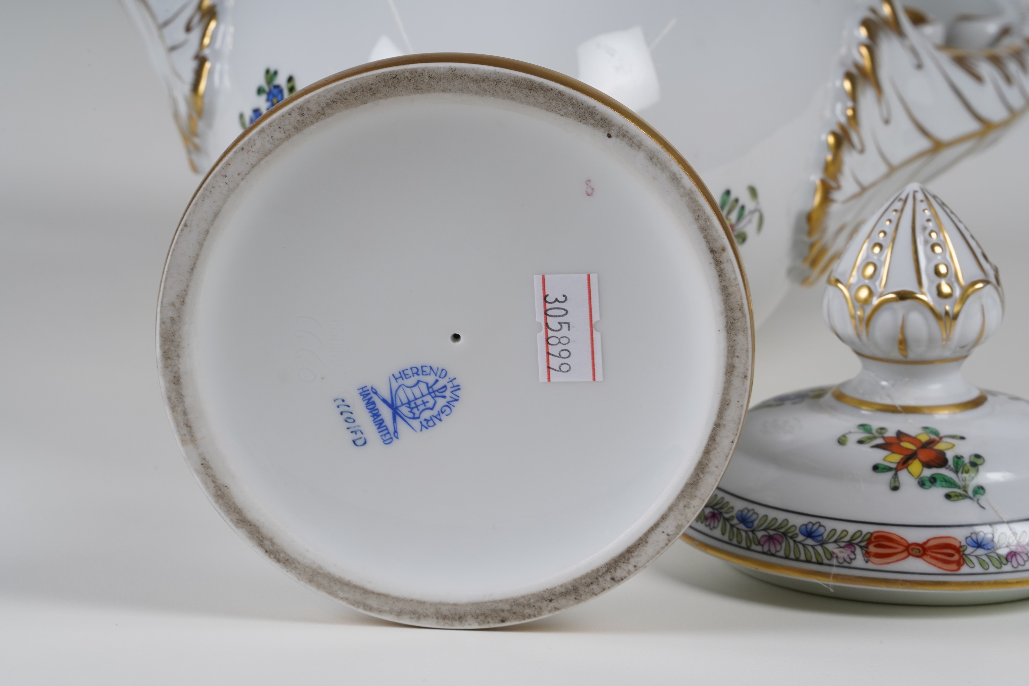 Vaso Biansato, "indian Basket Multicolor". Ungheria, Manifattura Herend, XX Secolo.