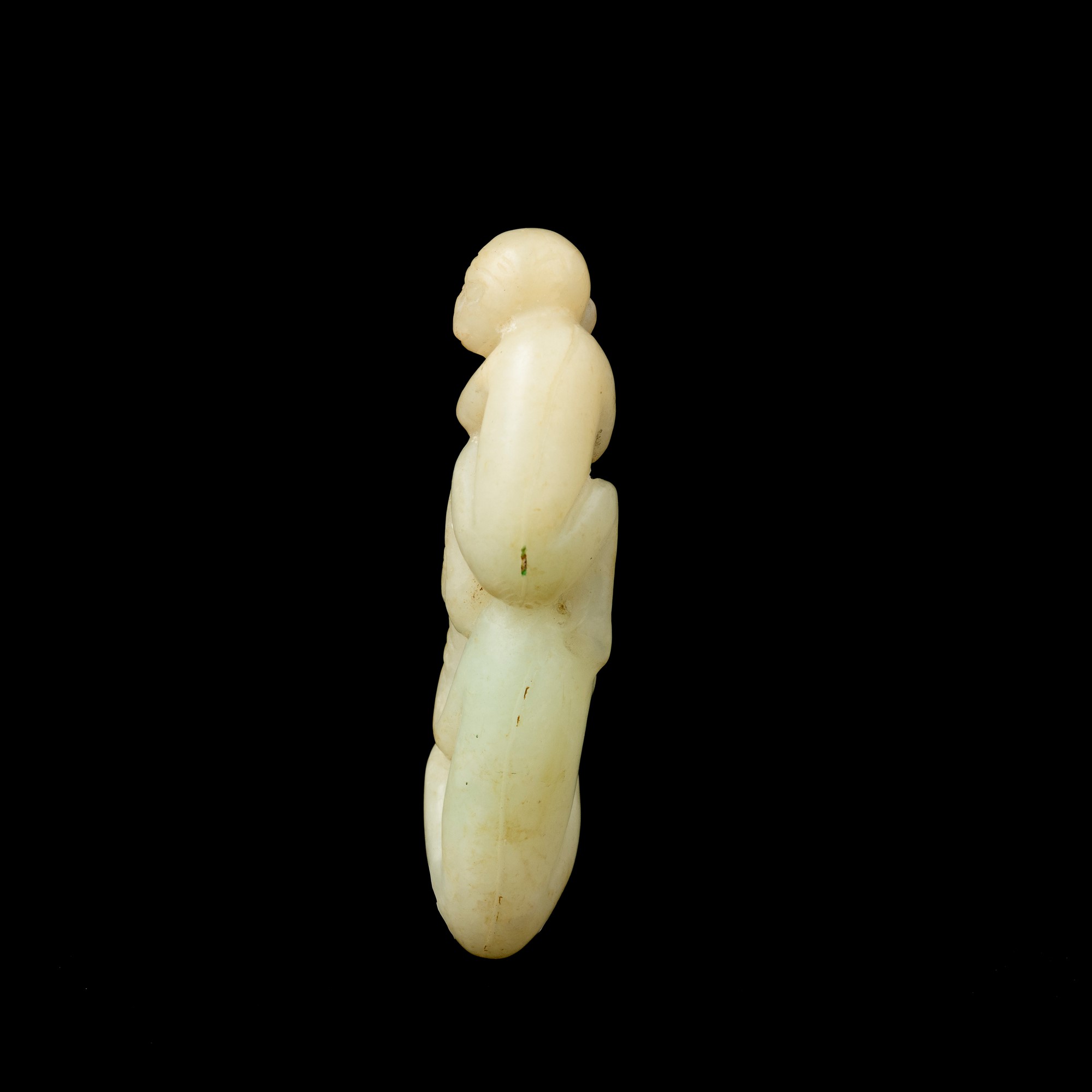 Lotto Composto di Figura Raffigurante Uroboro e Figura di Coppia di Scimmie Scolpite in Giada, Ci...