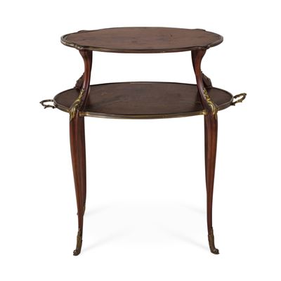 Etagere di Gusto Luigi XV a Due Ripiani
