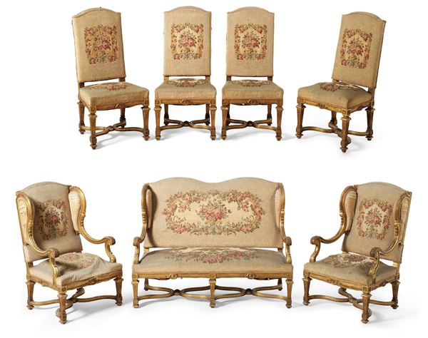 Gruppo di sedute composto da: un divano, due poltrone, quattro sedie