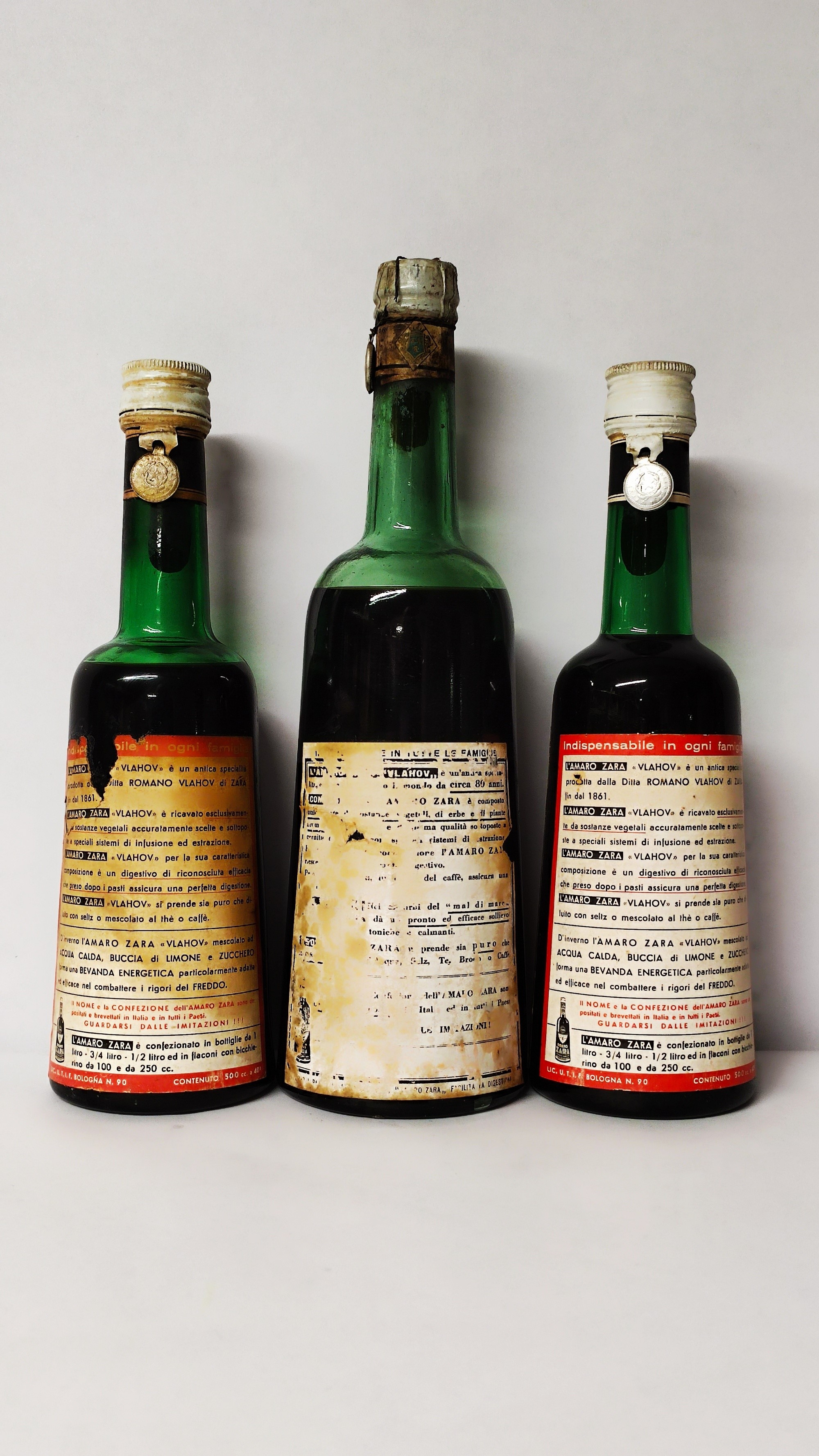 Zara Vlahov, Amaro