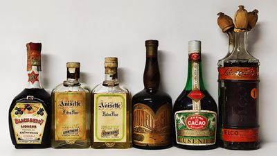 Cointreau, Cusenier, Chavin, Elco, Liquori