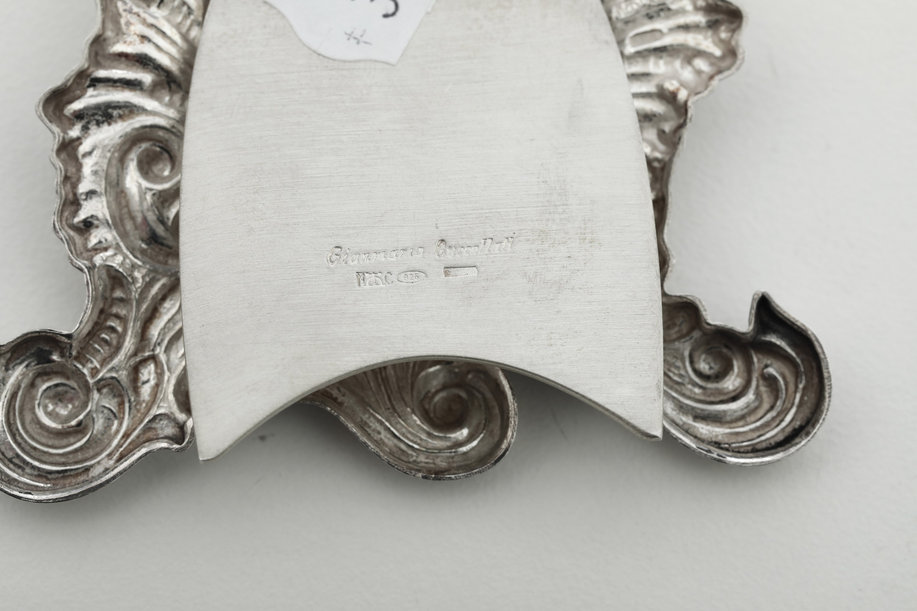 Tre Segnaposto. Maison Gianmaria Buccellati. Italia, XX-XXI Secolo. Argentiere Clementi, Bologna