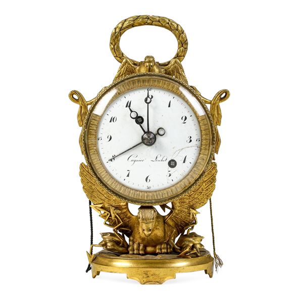 Orologio da camera in bronzo dorato. Cugnier Leschot, Francia, 1790-1800