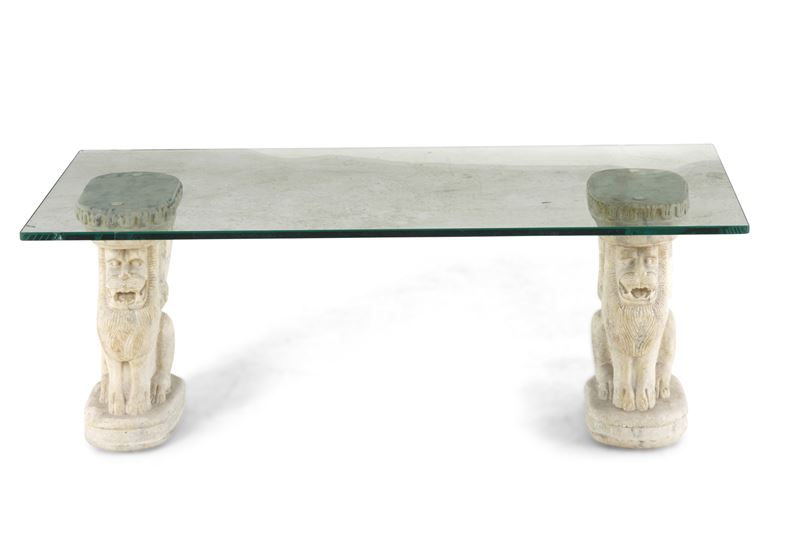 Coppia di leoni in marmo scolpito in stile antico. XX secolo  - Auction Antique - Cambi Casa d'Aste