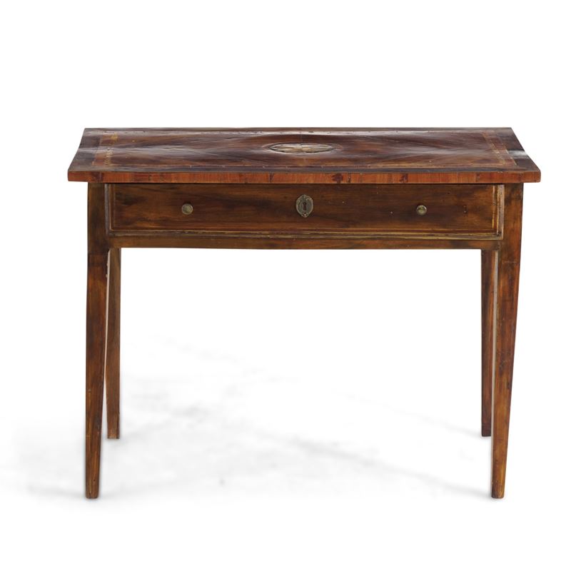 Tavolino lastronato e filettato. XVIII-XIX secolo  - Auction Antique - Cambi Casa d'Aste
