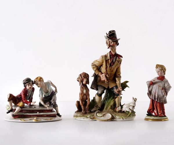 Tre figure. Italia, manifatture diverse tra cui Cappè, Merli, XX secolo.