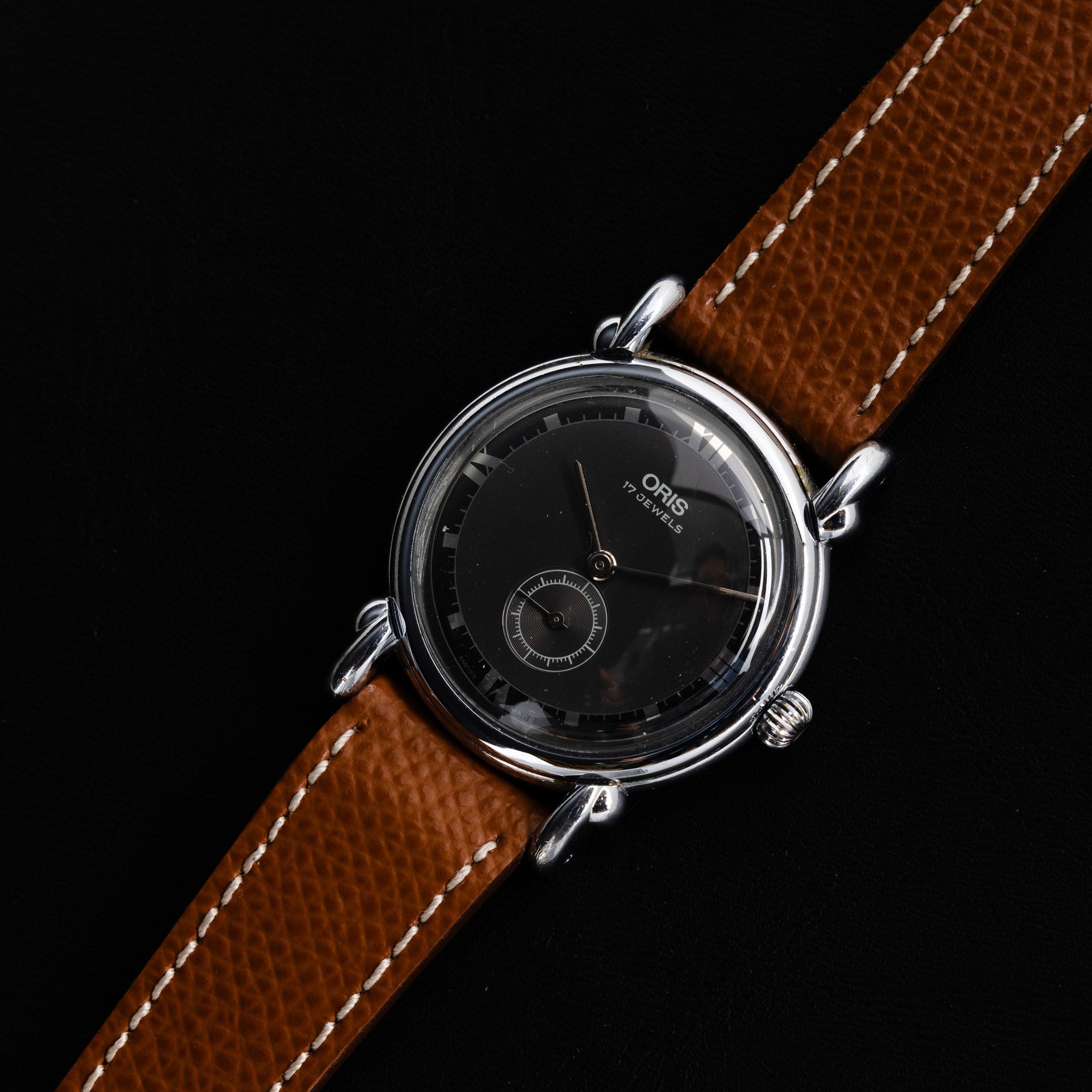 Oris - Raro Orologio Carica Manuale, Anse "fancy" in Acciaio con Quadrante Grigio Bitonale e Nume...
