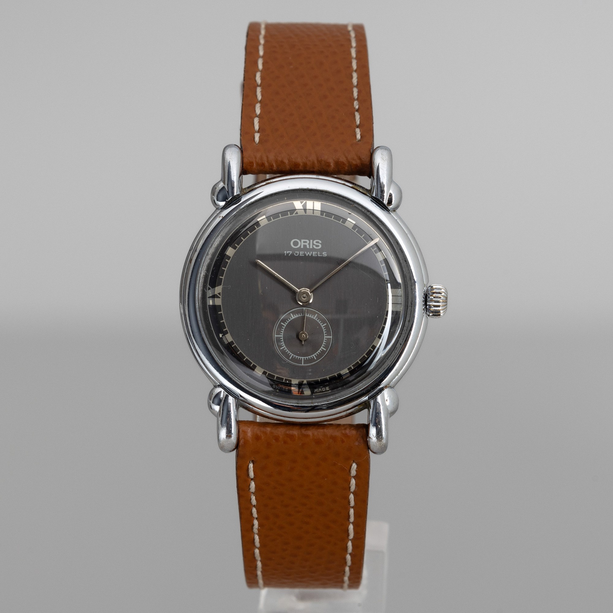 Oris - Raro Orologio Carica Manuale, Anse "fancy" in Acciaio con Quadrante Grigio Bitonale e Nume...