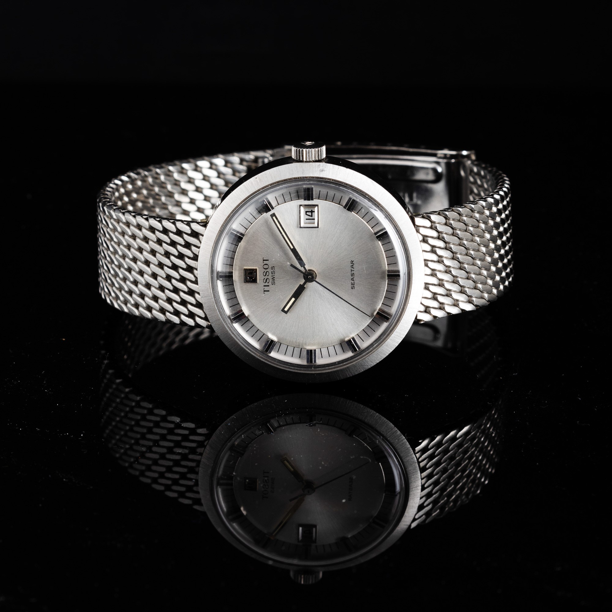 Tissot - Seastar in Acciaio con Bracciale Integrato Carica Manuale, Quadrante Argentè con Indicaz...