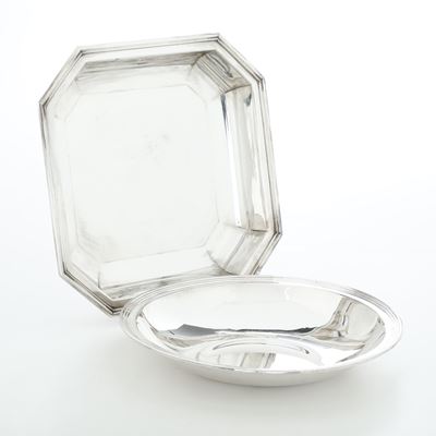Due Oggetti in Argento. Argenteria Italiana del XX Secolo