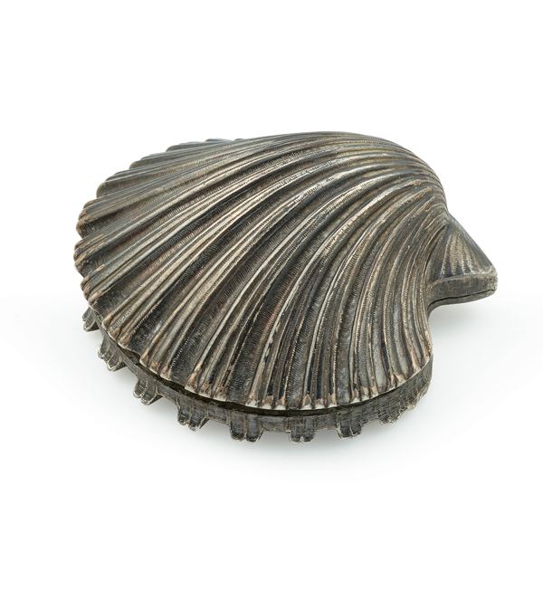 M. Buccellati. Portacipria “conchiglia”