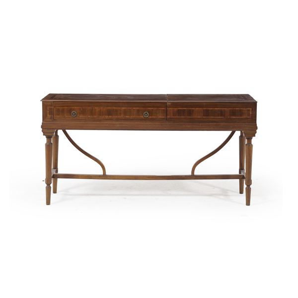 Mobile da ingresso lasronato e filettato. XIX-XX secolo