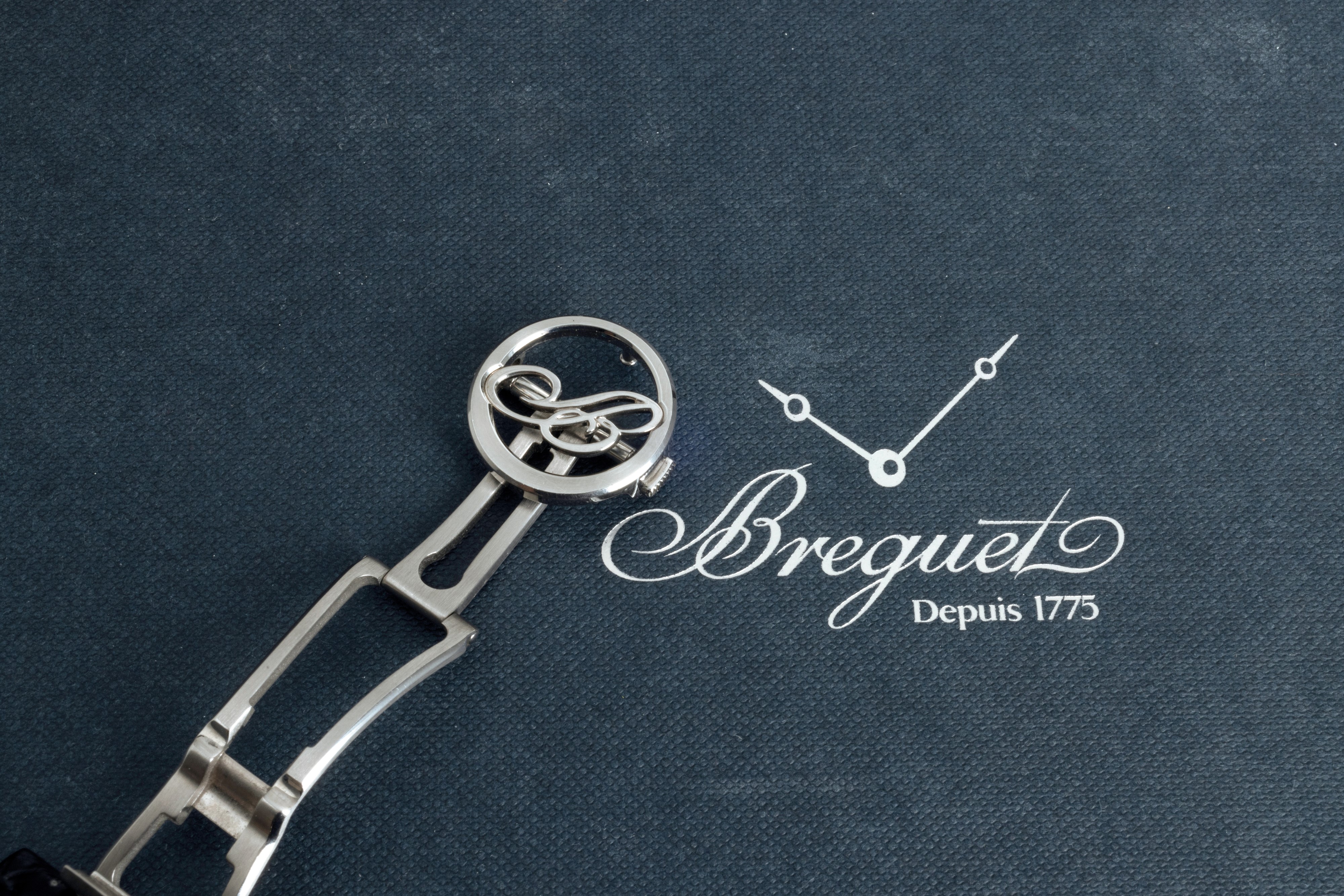 Breguet - Classique Chronograph Ref 5287 in Oro Bianco 18k, con Fondello a Vista Carica Manuale C...